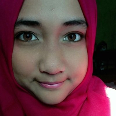 RiriTheWinnie's profile picture. It's a long journey