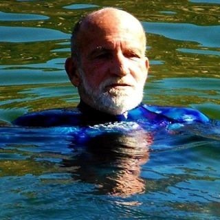 Diver, sailor, Underwater Scientist and Nautical Archaeologist, formerly of Virginia, love to discover the hidden treasures that exist beneath the waves.