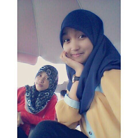 June 28, 1995 :D | Studying Chemistry of Andalas University | ♥ DREAM, BELIEVE, AND MAKE IT HAPPEN ♥ ||