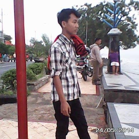jgn terlalu percaya kpd cinta...krena cinta itu tdk pasti