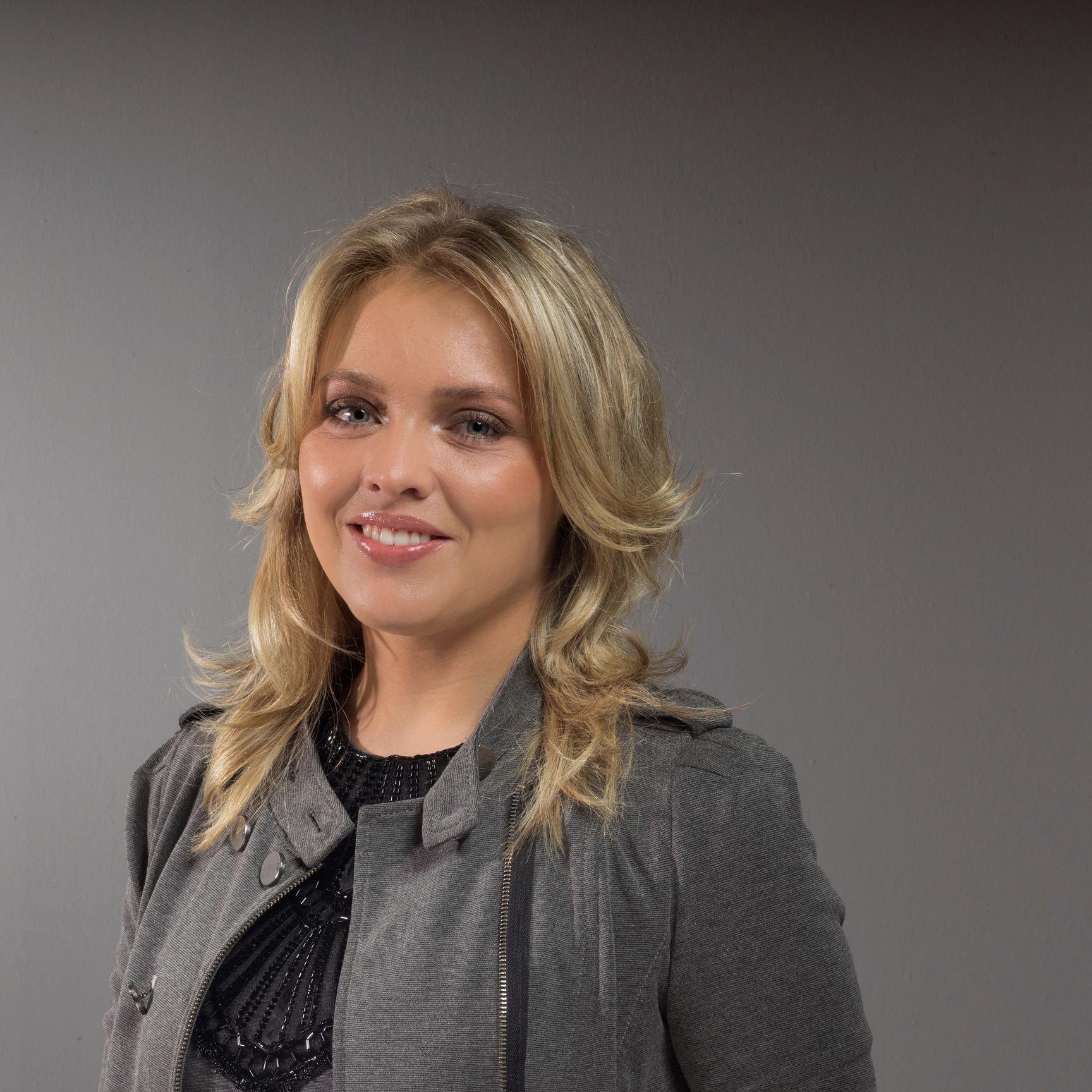 sabineneomaxit's profile picture. 