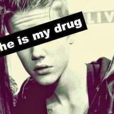 When I see your smile, I smiled and I still hope to see you, but think       about the disappointment of defeat Justin bieber♥ BELIEBERS♛ justin following me :(