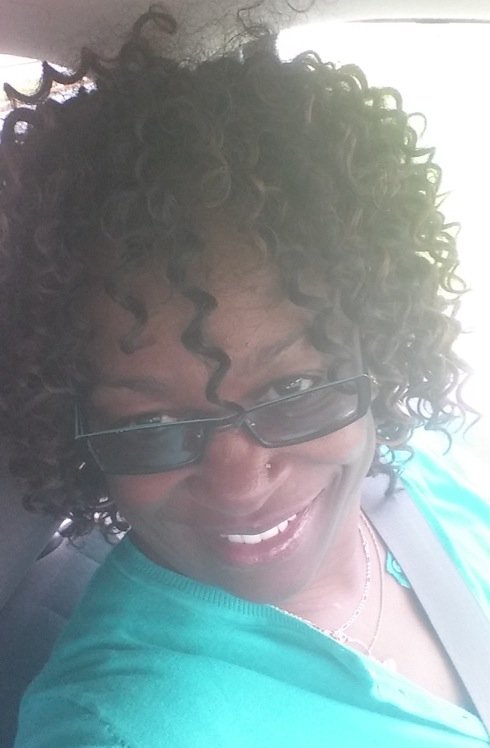 MsLuv2ya's profile picture. 