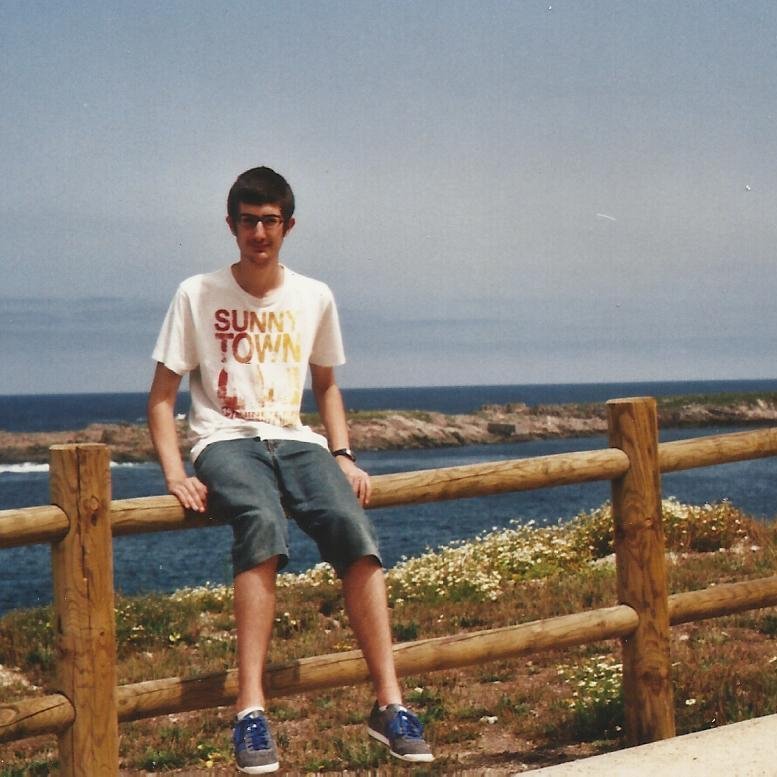 1996 A CORUÑA.
Ingeniero industrial