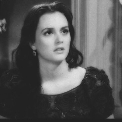 ||Roleplay/Unclaimed|| I'm Irina. Former actress from New York, current publicist for TSIOC in Sunrise Cove.