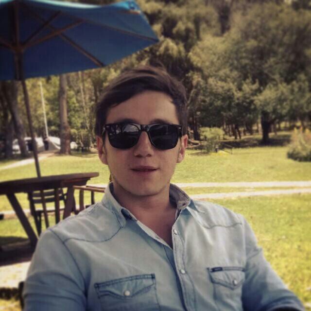 CF del cantante colombiano @gianlucaperotti♡.Nacimos para apoyar a Luca y nuestro apoyo tendrá de por vida♡.Nuevo tema : #SiNoEstás ♡