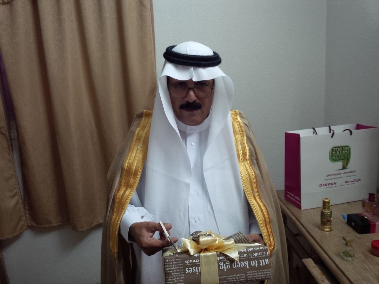 علي كف القدر نمشي ولا ندري عن المكتوب