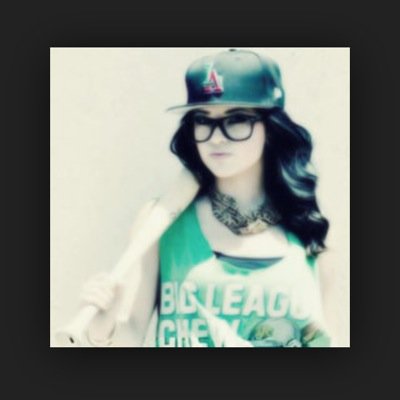 ☆Follow @BeckyxGomez and ask for a f'back☆