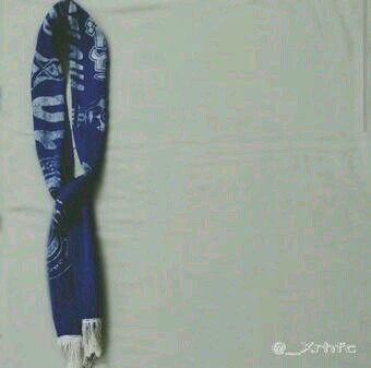 ‏ليه احبك والهلال موجود؟