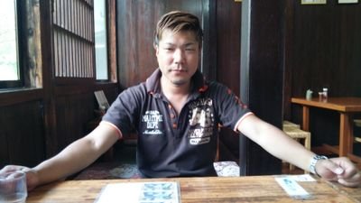 仕事:飲食店経営 
資格:小型船舶一級、販売士2級、サービスマネージャー2級、ガス溶接、小型建機、など
趣味:クルージング

LINEのホーム「タイムライン」のスタンプのご協力お願いします。

LINEID「saka4440」
ご登録のほど宜しくお願い致します。