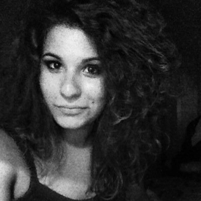 Perennemente affamata. Insicura e l'insicurezza non si cura con le carezze. Mi fa paura la morte, l'amore pure, ma i ragni molto di più {18, Molise...sì,esiste}