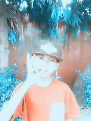 ♠i'm young,wild and free♠