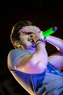 ''Pois só quem sonha consegue alcançar(8  @luansantana