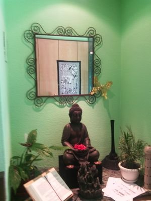sesiones de Reiki, Registros akashicos, Tirada de tarot, Tecnica metamórfica....