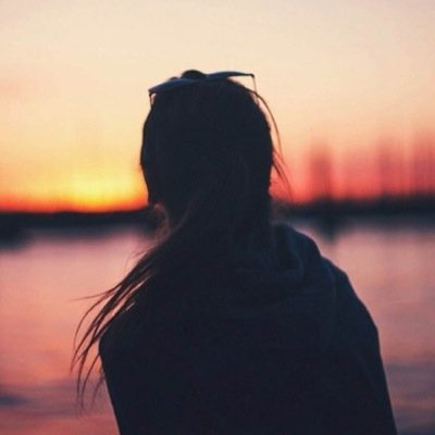 ‏اسلوبك ثم اسلوبك ثم اسلوبك ثم وجهك