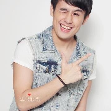 StrongFifiTurts's profile picture. i ♥ ROBERTO BOBBY SOLOMON PAGOTAN V ☺☺

DADDY TURTS ♥ MOMMY TURTS = BABY TURTLES ☺

-- Fifth & Alex ♥