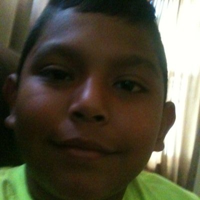 Love minecraft and am a ps3 gamer add me Mexican_Boy527 I sorta quickscope, but I am a noob.