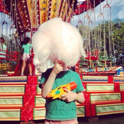 Ex-photographer / designer / agency founder. Head of Global Marketing for @PollinateInt. Co-Founder @CrouchEndFest. Instagrammer. Tall-ish.