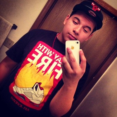 knarvaez6's profile picture. Fuck stop reading this shit and go hit that follow button. t(^o^t)
