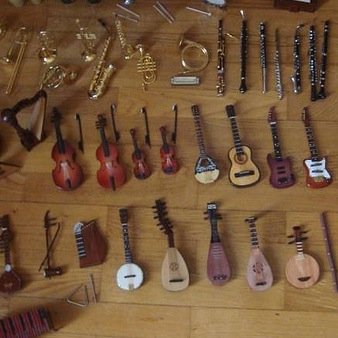 This page is devoted to help Artsits along the east coast connect with other musicians, singers, rappers, photographers, writers, Producers/recording.