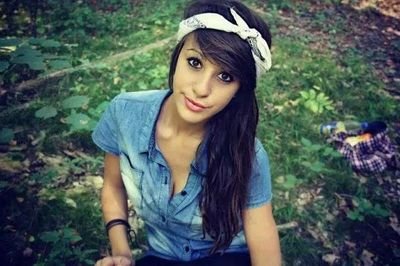 SellyManon's profile picture. slt les gens je m'apelle Manon Lea c ma petite soeur d'amoure on est les plus populaire du college j'ai14ans j'ai ma soeur Lea qui a 12ans voila tout sur moi