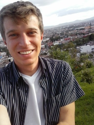 FavrettoT's profile picture. 