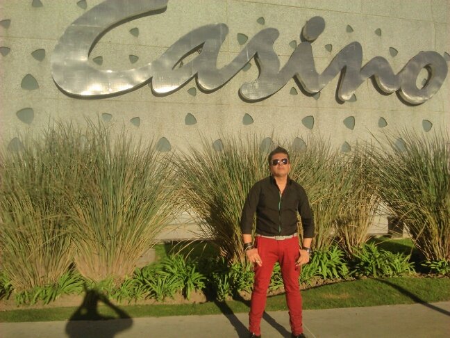 leandroreneniev's profile picture. completamente atropellado por el exito