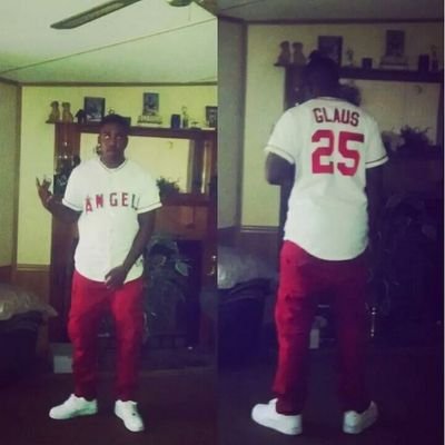 tyreeroberts36's profile picture. cool hard working person tht love money