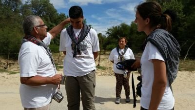 me encanta la semana santa el rocío hermano y acólito de la hermandad del santísimo cristo de la sed y componente de AM REDENCIÓN