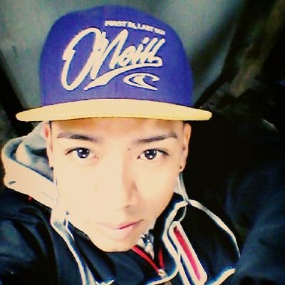 Constructor de Poemas :) ,Experto en Rimas , Amante de los Versos como a tus besos, HIP-HOP