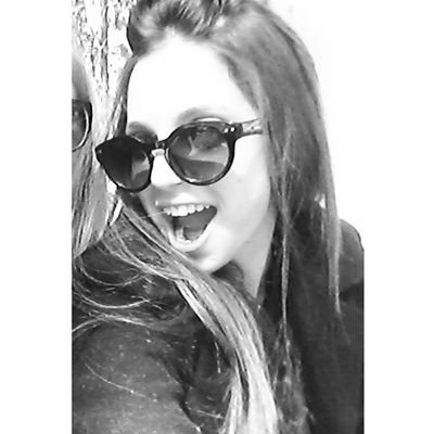 gabi_pedruzzi's profile picture. 