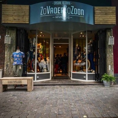 zovaderzozoon65's profile picture. Casual stoere mannenmode, net ff anders, betaalbaar en apart. Een winkel met een huiselijke sfeer, waar shoppen relaxed is. Waar je je een echte klant voelt...