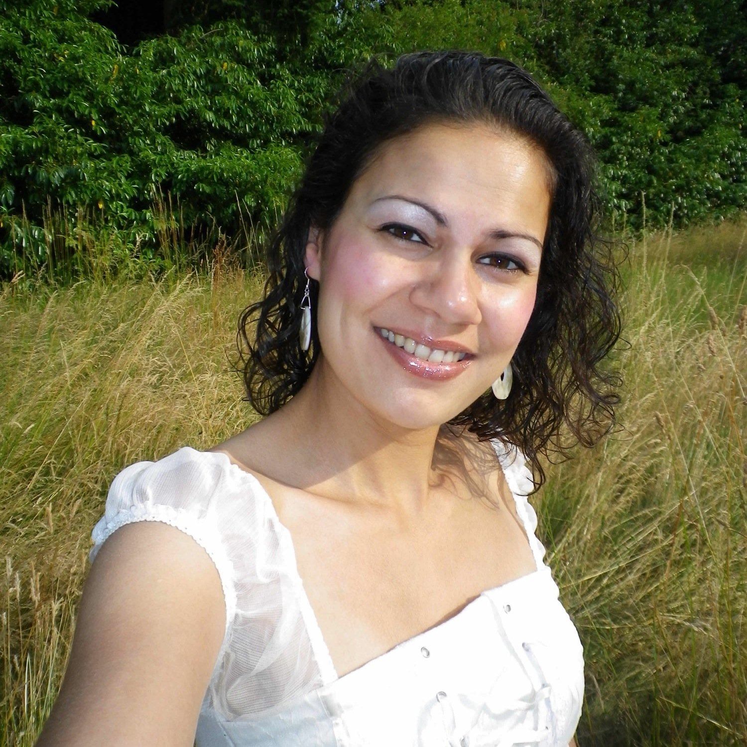 I’m a travel and horror writer. Life is my inspiration!