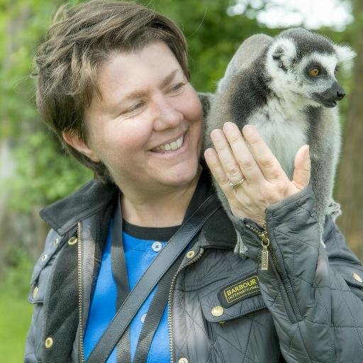 (Available for work) Broadcast Journalist/TV & Radio Producer/PR Pro - specialising in nature and science. MSc in Primate Conservation.