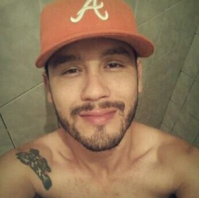 O sonho do meu pai, foi sempre ter um filho homem e aqui estou eu.