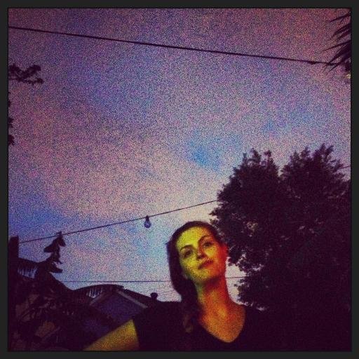 caitsully's profile picture. In the right now trying to get to the not yet.