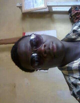 Born to mek u laugh n hustle till death.
