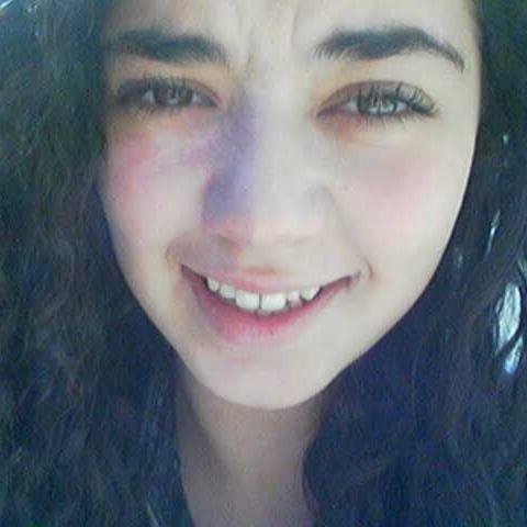 Hi ! tunisian, directioner, and searching for friends ^^' i Follow back 3