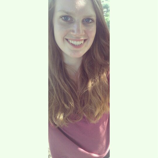 16 jaar. dansen is mijn leven! Greijdanus Zwolle~Love my friends~je hebt geniale mensen op aarde rond lopen =D