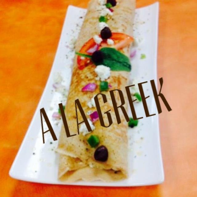 savory and sweet crepes, organic coffee & tea clutten free soup, panninis, juices , gyros, burger, kebobs, wheatgrass shots Pitaya's bowls #