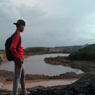 Hayo0... apa lihat2 bio gue ;) gk ada apa2 kok dibio gue ;p kalo mau kenalan sama gue follow dulu terus mention aja gk usah malu2 deh :D ;*