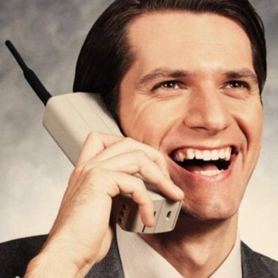 claudbinns's profile picture. Sky lover, painter of commuters and other things.