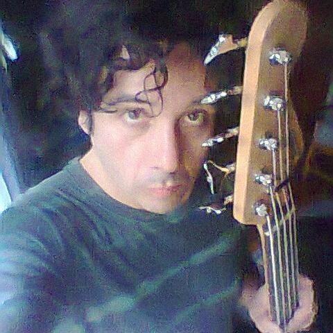 Alexthunder10's profile picture. .............................