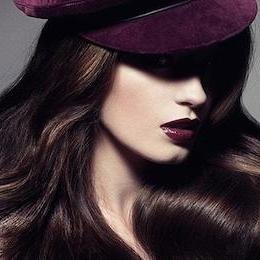 Tweets about my obsessions with Fashion & Beauty. Feel free to share your obsessions, as I will share mine ;)