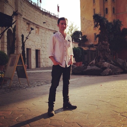 _nialldoherty's profile picture. Neurologist. Musician. Scribbler.