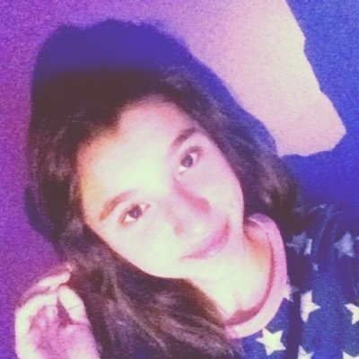 Hi...Im Valeria Da silva !!!! Follow me and i will follow you.PROMISE!!!Please Justin follow me !! Love you!