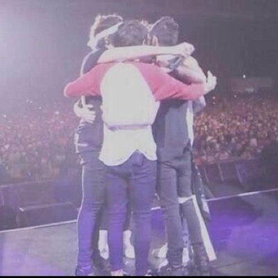 thatcurlyhead's profile picture. august 19 2014