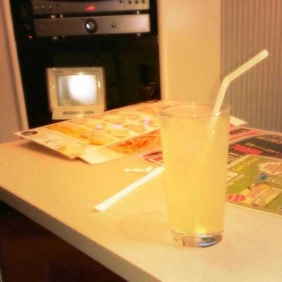 成人済。寺嶋由芙・刀剣乱舞・ツイステ・にじさんじ  推しを目の前にすると号泣するタイプのオタク