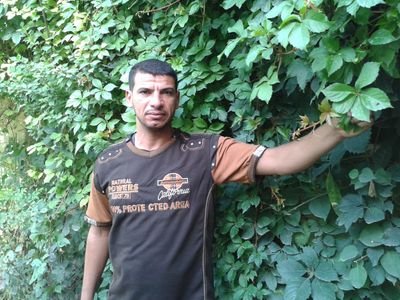 zainmosa78975's profile picture. 