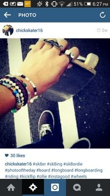 sup I'm a female street skateboarder LIVE SKATE DIE